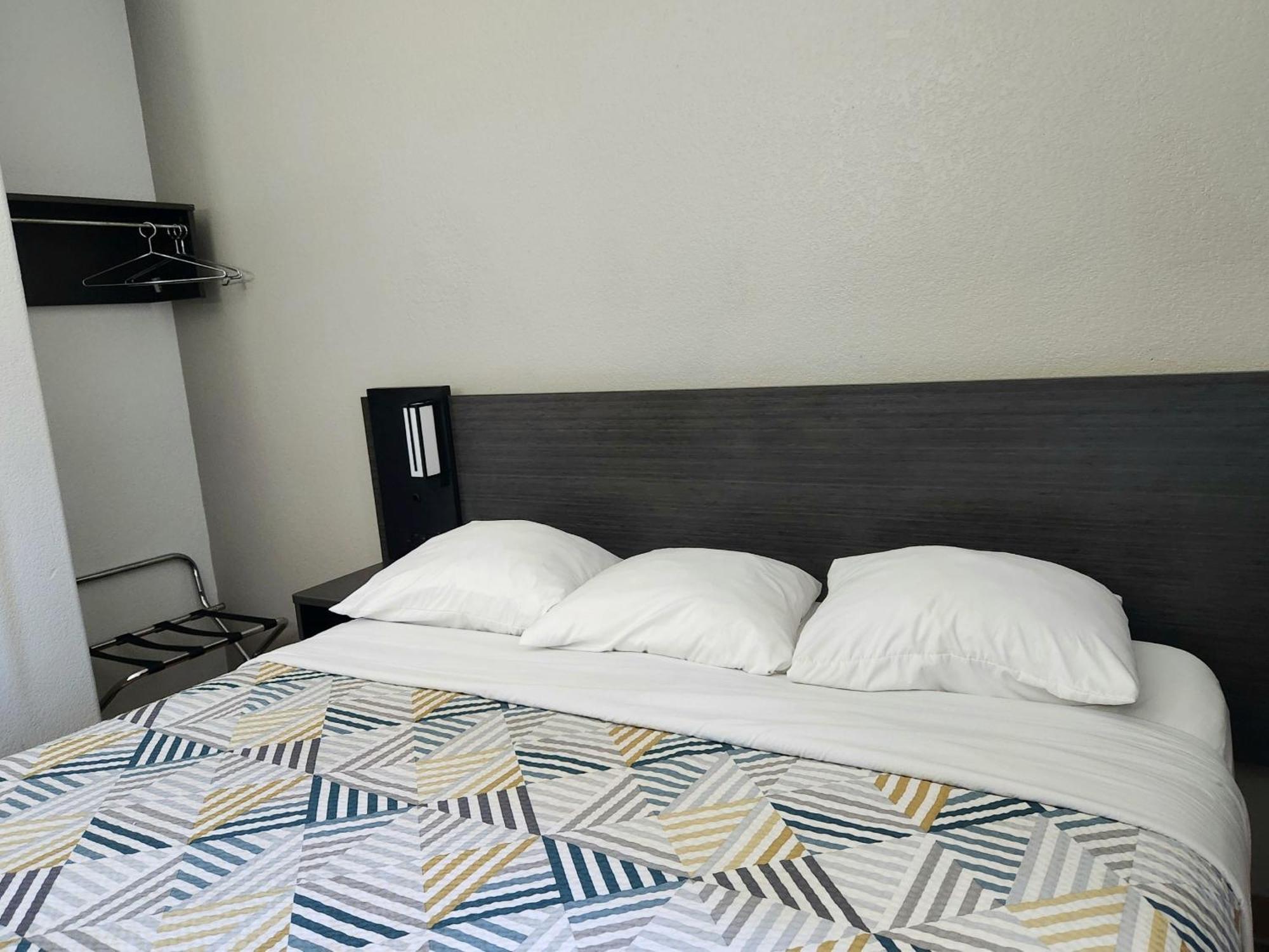 Baymont By Wyndham San Antonio Airport Hotel Exterior foto